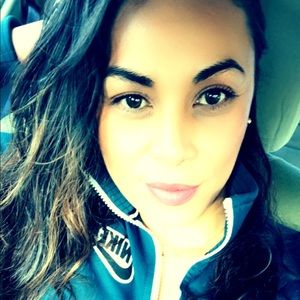 Meet your Posher, Karina